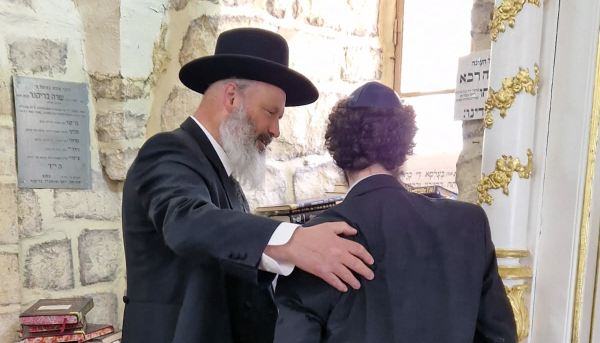 Rosh Yeshiva Giving Encouragement and Counsel to a Baal Teshuva